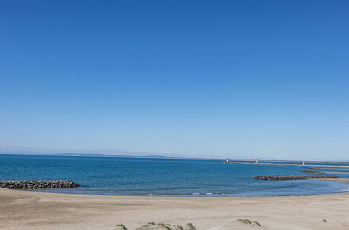 Foto 4 - Apartamento de 1 habitación en Agde con jardín y vistas al mar