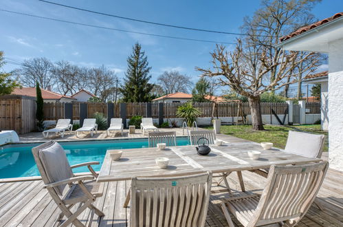 Foto 2 - Casa de 5 habitaciones en Andernos-les-Bains con piscina privada y jardín