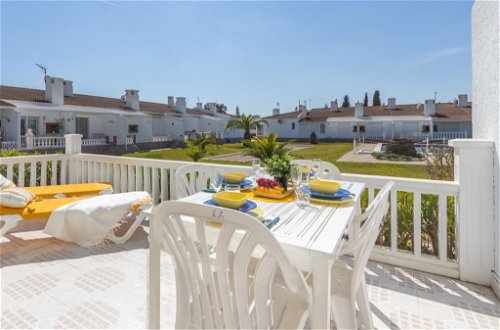 Foto 1 - Casa de 3 habitaciones en Deltebre con piscina y vistas al mar