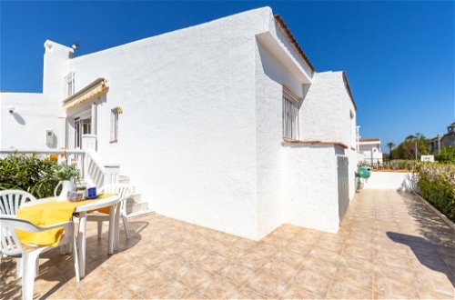 Foto 30 - Casa de 3 habitaciones en Deltebre con piscina y vistas al mar