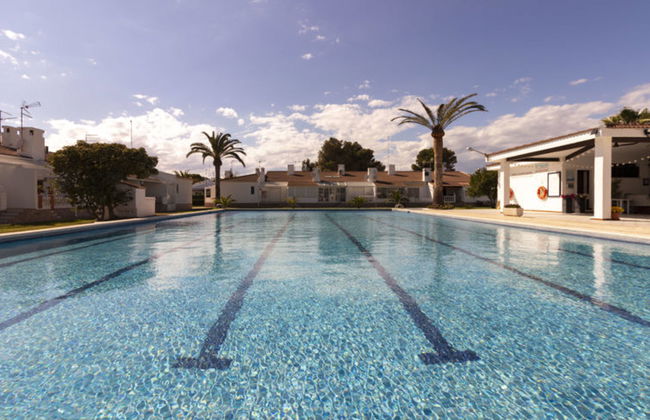 Casa de 4 quartos em Deltebre com piscina e jardim - Foto 5