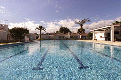 Foto 5 - Casa de 3 habitaciones en Deltebre con piscina y vistas al mar