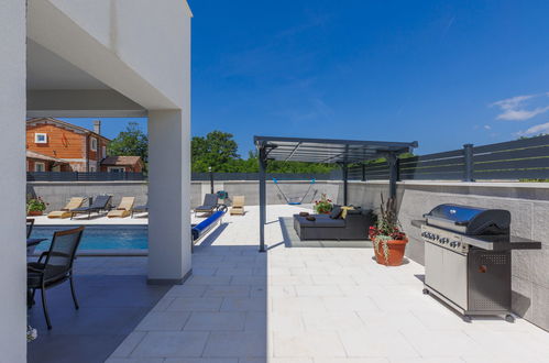 Photo 14 - Maison de 3 chambres à Vodnjan avec piscine privée et terrasse