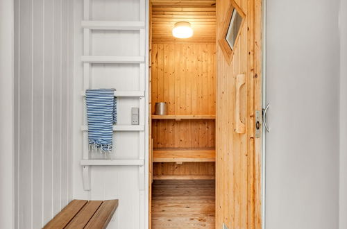 Foto 3 - Casa de 3 quartos em Rindby Strand com terraço e sauna