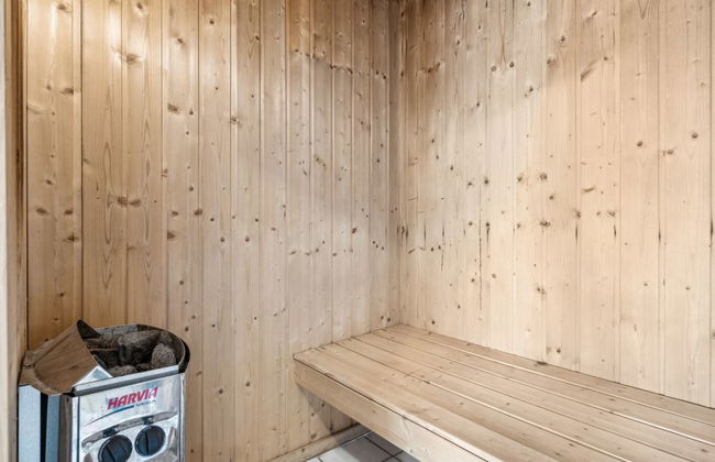 Casa de 4 quartos em Klitmøller com piscina privada e terraço - Foto 24