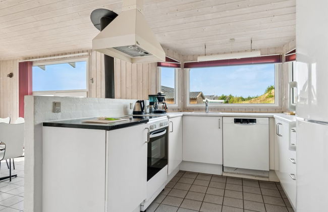 Casa de 4 quartos em Klitmøller com piscina privada e terraço - Foto 26