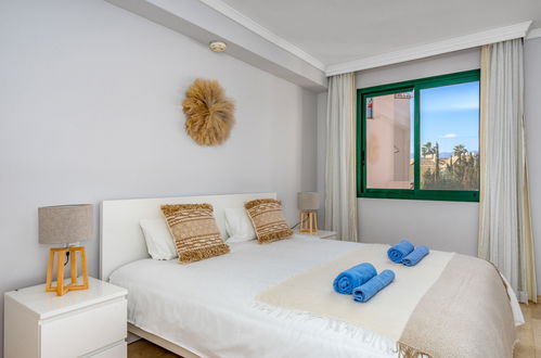 Foto 10 - Appartamento con 2 camere da letto a Marbella con piscina e vista mare