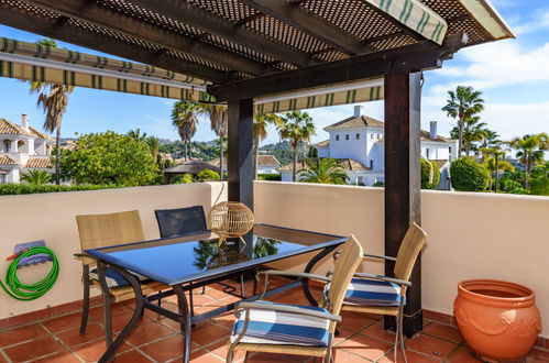 Foto 16 - Apartamento de 2 quartos em Marbella com piscina e vistas do mar