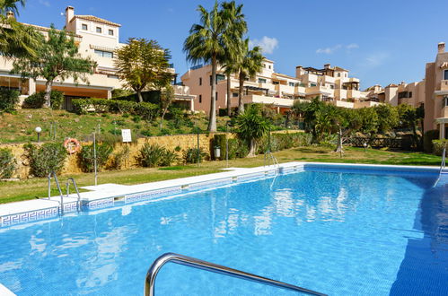 Foto 1 - Apartamento de 2 habitaciones en Marbella con piscina y vistas al mar