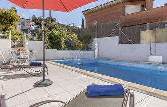 Foto 2 - Casa con 4 camere da letto a Tarragona con piscina privata e terrazza