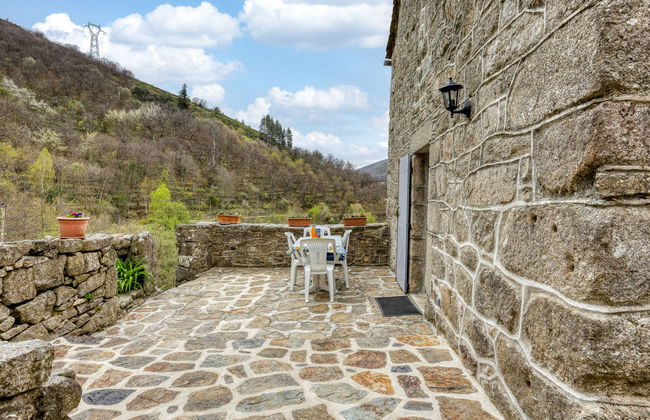 Casa de 2 quartos em Sainte-Marguerite-Lafigère com jardim e terraço - Foto 2