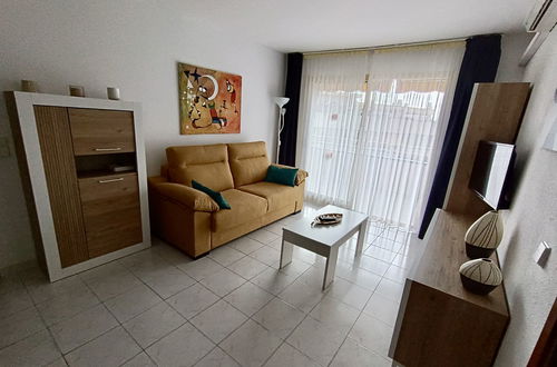 Foto 5 - Appartamento con 2 camere da letto a Salou con piscina e giardino