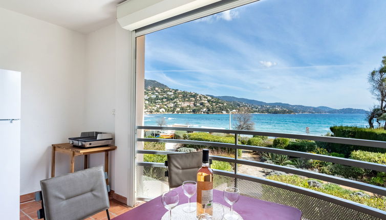 Photo 1 - 2 bedroom Apartment in Le Lavandou with garden