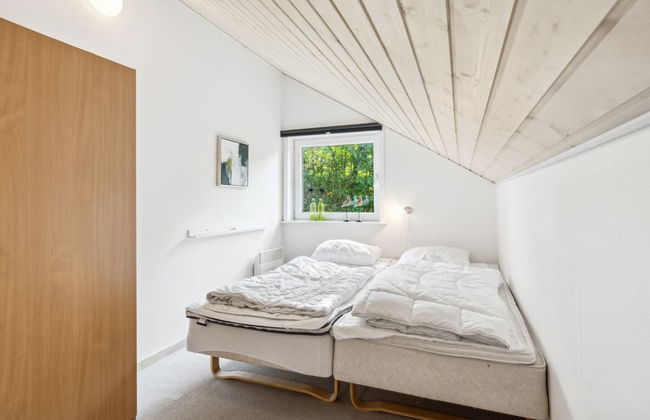 "Ines" - 25km from the sea - Foto 12