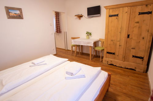 Foto 17 - Appartamento con 2 camere da letto a Pfarrwerfen con sauna e vista sulle montagne