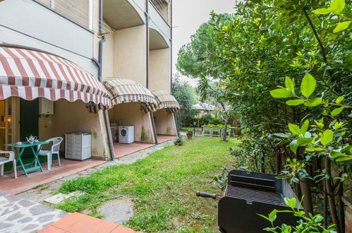 Foto 53 - Casa de 2 habitaciones en Castiglione della Pescaia con jardín y vistas al mar