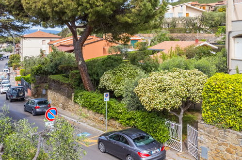 Foto 49 - Haus mit 2 Schlafzimmern in Castiglione della Pescaia mit garten und blick aufs meer