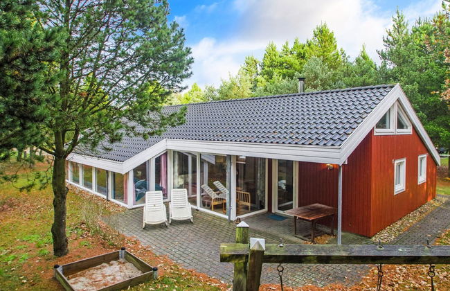 Casa de 4 quartos em Nørre Nebel com piscina privada e terraço - Foto 1