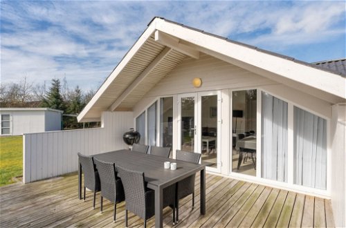 Foto 31 - Haus mit 3 Schlafzimmern in Oksbøl mit terrasse