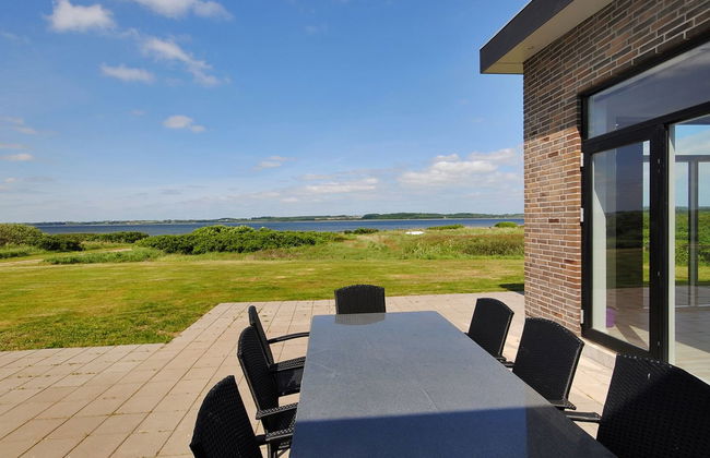 Casa de 5 quartos em Roslev com terraço e sauna - Foto 1