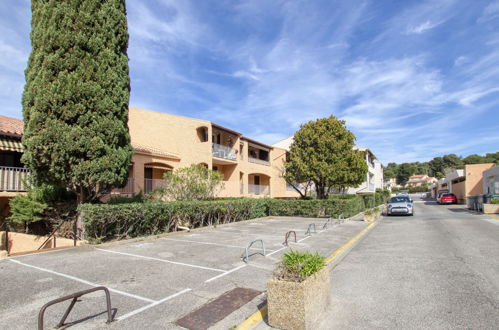 Foto 19 - Apartamento de 1 habitación en Saint-Cyr-sur-Mer con terraza y vistas al mar