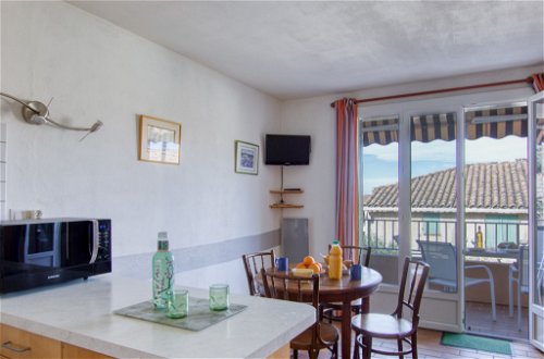 Foto 6 - Apartamento de 1 quarto em Saint-Cyr-sur-Mer com terraço e vistas do mar