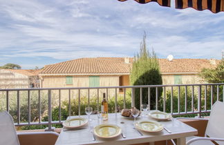 Foto 1 - Apartamento de 1 habitación en Saint-Cyr-sur-Mer con terraza y vistas al mar