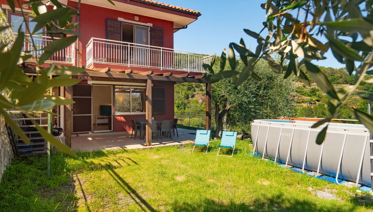 Photo 1 - Appartement de 2 chambres à Tovo San Giacomo avec piscine privée