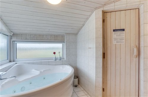 Photo 20 - 4 bedroom House in Hirtshals with terrace and sauna