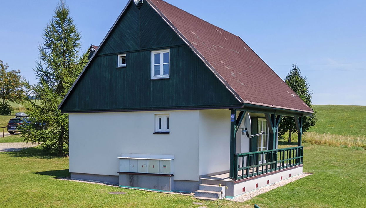 Haus mit 3 Schlafzimmern in Černý Důl mit schwimmbad und garten - Foto 1