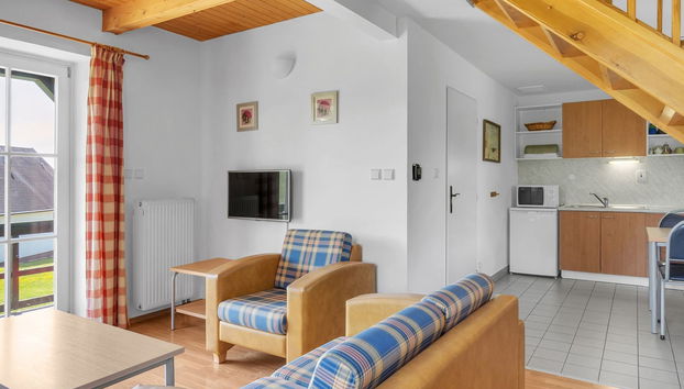 Haus mit 3 Schlafzimmern in Černý Důl mit schwimmbad und garten - Foto 2