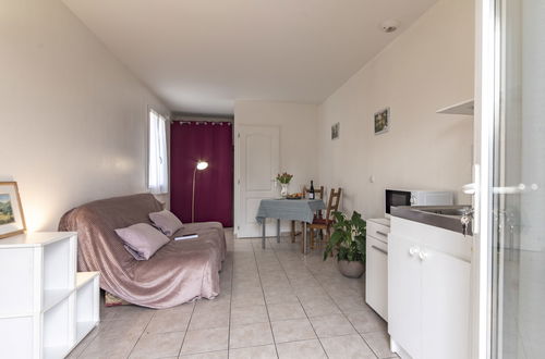 Foto 8 - Apartamento em Gardanne com jardim e terraço