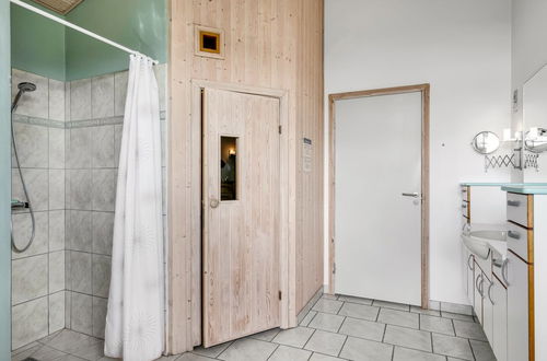 Foto 3 - Casa de 3 quartos em Harrerenden com terraço e sauna
