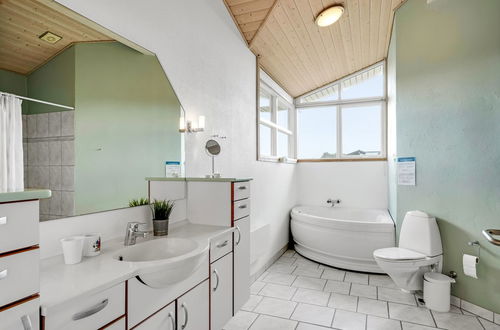 Foto 8 - Casa de 3 quartos em Harrerenden com terraço e sauna