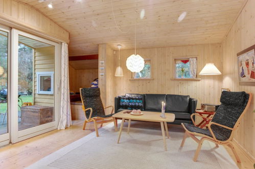 Foto 2 - Casa de 3 habitaciones en Strandby con terraza y sauna