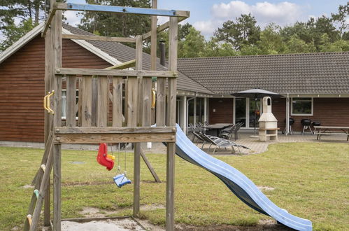 Foto 2 - Casa de 6 quartos em Rødby com piscina privada e terraço