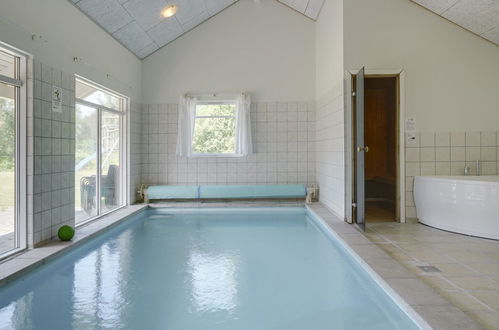 Foto 9 - Casa de 6 quartos em Rødby com piscina privada e terraço