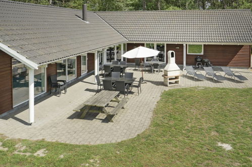 Photo 1 - Maison de 6 chambres à Rødby avec piscine privée et terrasse