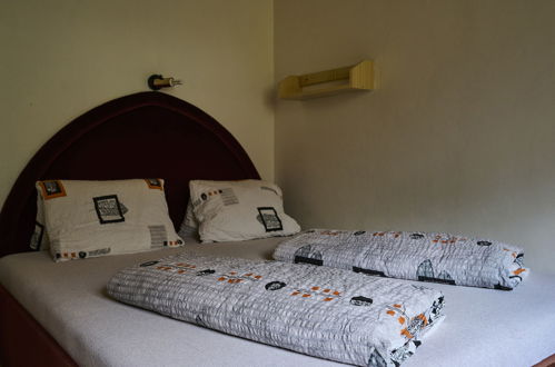 Foto 6 - Apartment mit 2 Schlafzimmern in Harrachov mit garten