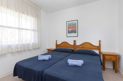 Photo 11 - 1 bedroom Apartment in Salou with swimming pool and garden