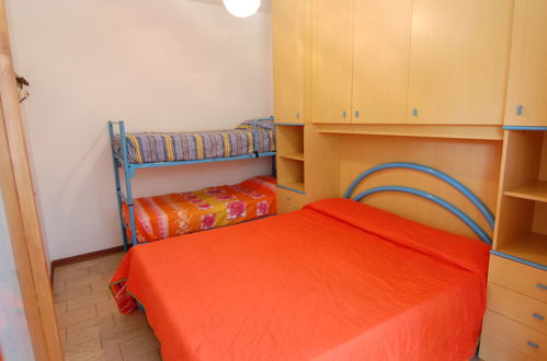 Foto 9 - Apartment mit 1 Schlafzimmer in Rosolina mit terrasse und blick aufs meer