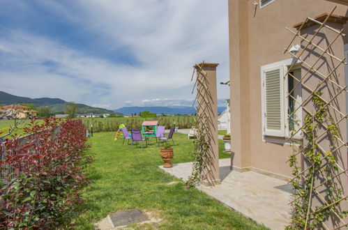 Photo 40 - Maison de 3 chambres à Bientina avec jardin