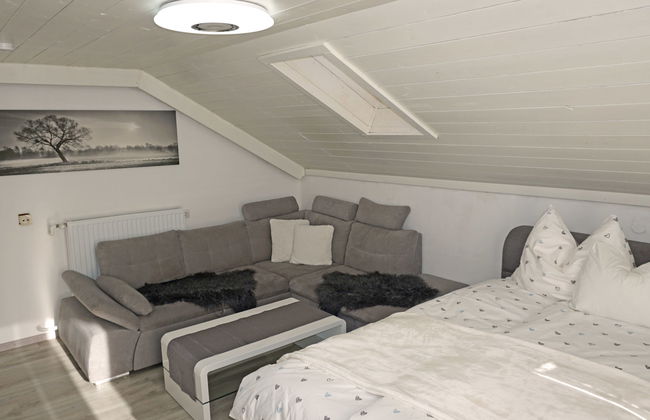 2 bedroom Apartment in Seefeld in Tirol with garden - Photo 4