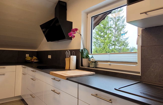 2 bedroom Apartment in Seefeld in Tirol with garden - Photo 3