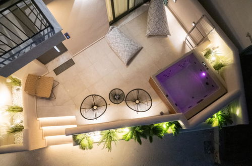 Photo 11 - Anny Residence & Suites