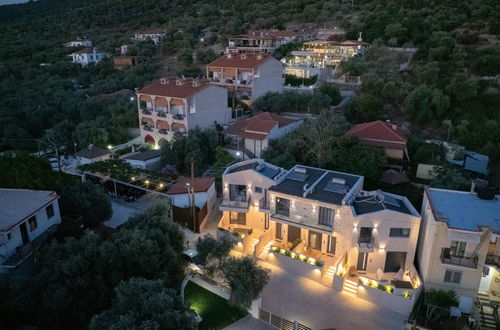 Photo 9 - Anny Residence & Suites