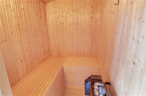 Photo 7 - Maison de 4 chambres à Rindby Strand avec terrasse et sauna