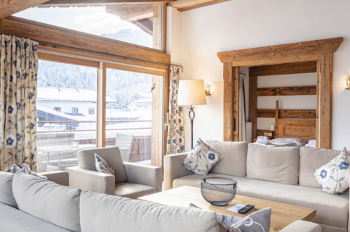 Foto 10 - Apartamento de 3 habitaciones en Reith bei Kitzbühel con sauna y vistas a la montaña