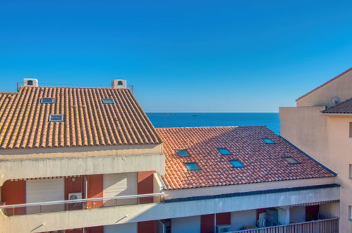 Photo 2 - Appartement de 1 chambre à Fréjus avec terrasse et vues à la mer