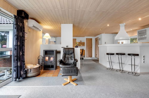 Photo 19 - Maison de 4 chambres à Vejers Strand avec piscine privée et terrasse